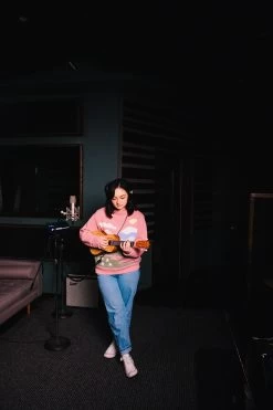 Mxmtoon Signature Concert Ukulele 13 Mxmtoon Signature Concert Ukulele -Ukulele Shop edited 022021 jh 2 web