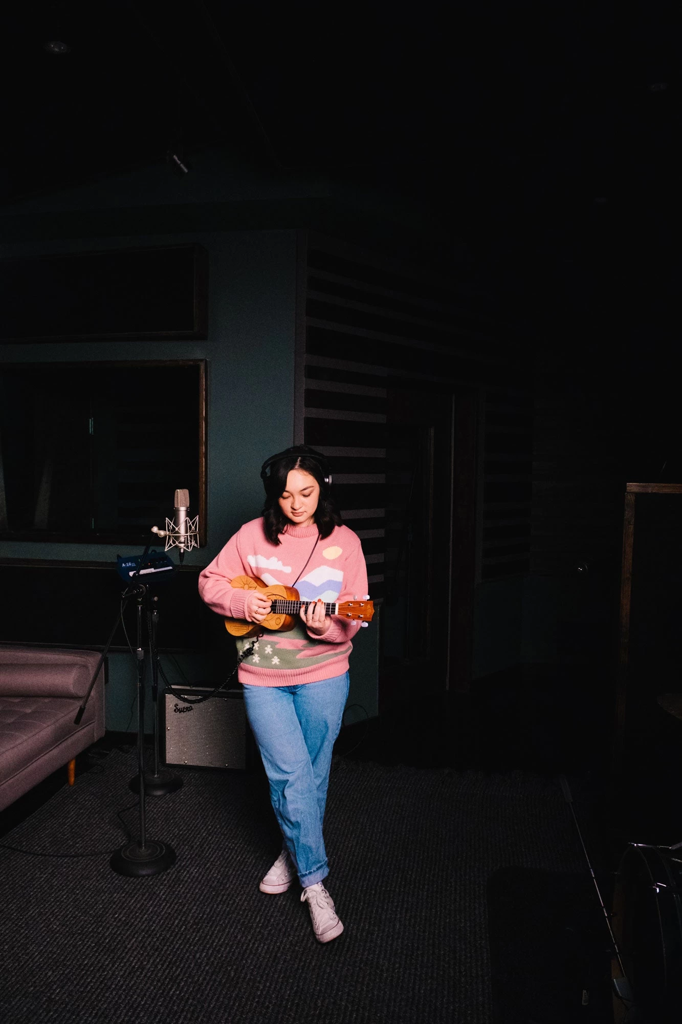 Mxmtoon Signature Concert Ukulele 7 Mxmtoon Signature Concert Ukulele - Image 5